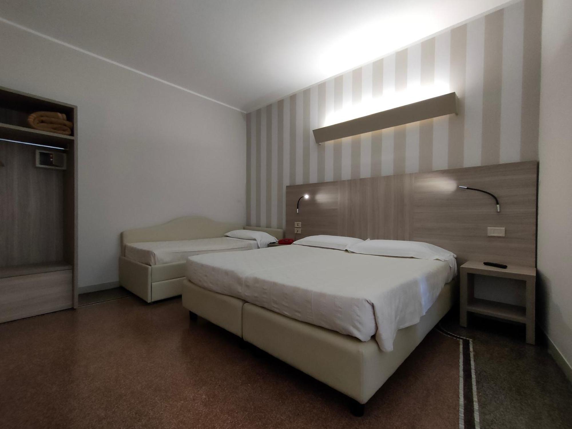 Hotel Vittoria Génova Habitación foto